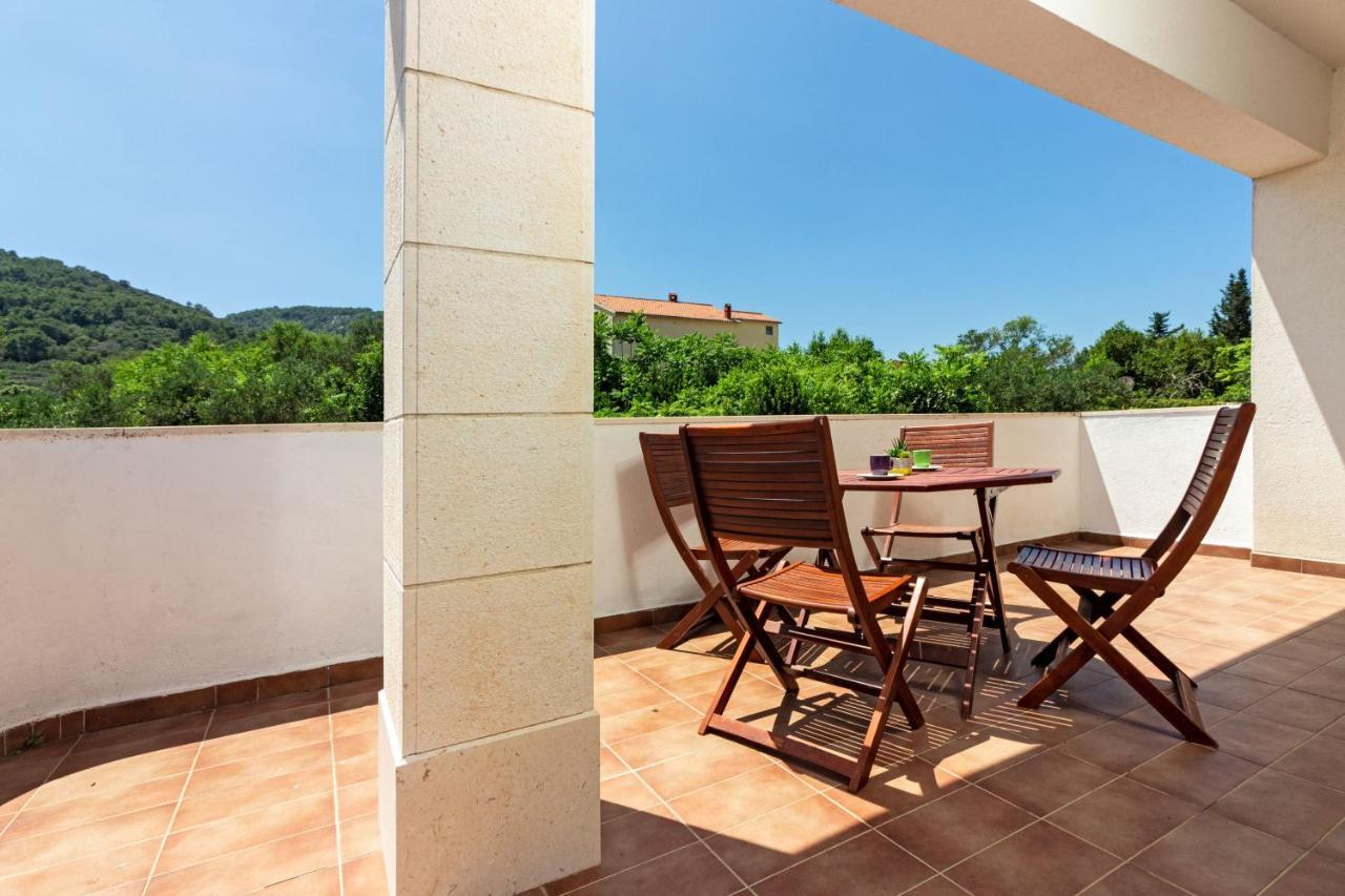 Apartment Mandalina House Stari Grad  Exterior foto